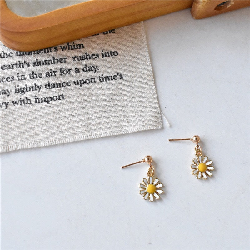 Little Daisy Earrings