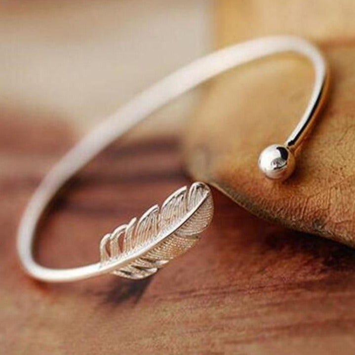 Hot 925 Silver Feather Bracelet