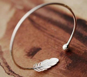 Hot 925 Silver Feather Bracelet