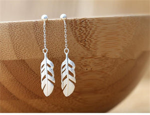 Hot 925 Silver Feather Earrings