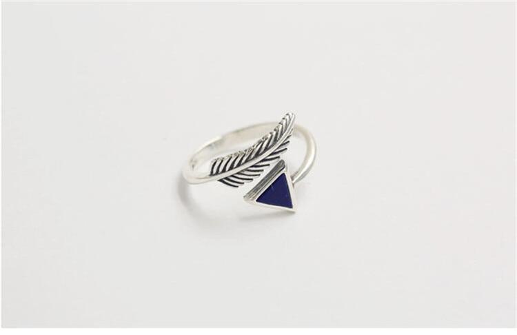 925 Sterling Silver Crystal Triangle Feather Ring