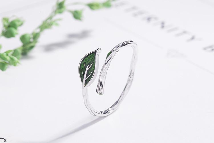 925 Sterling Silver Green Leaf Ring