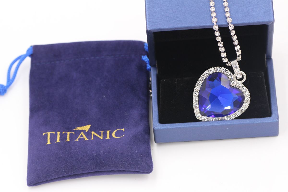 Titanic Heart of Ocean Gift Set