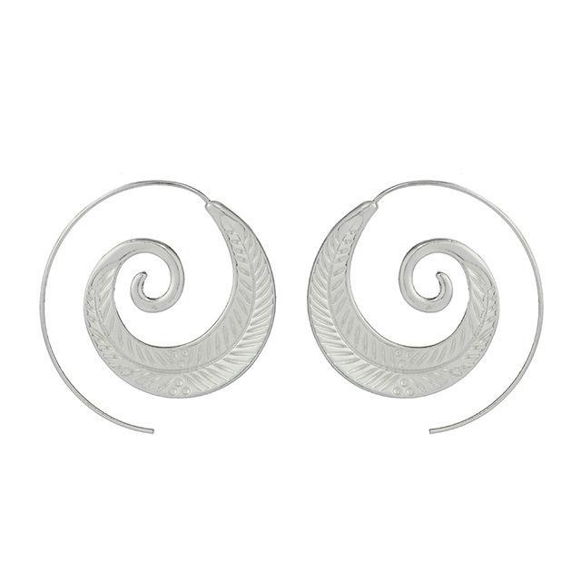 Circle Leaf Earring Collection