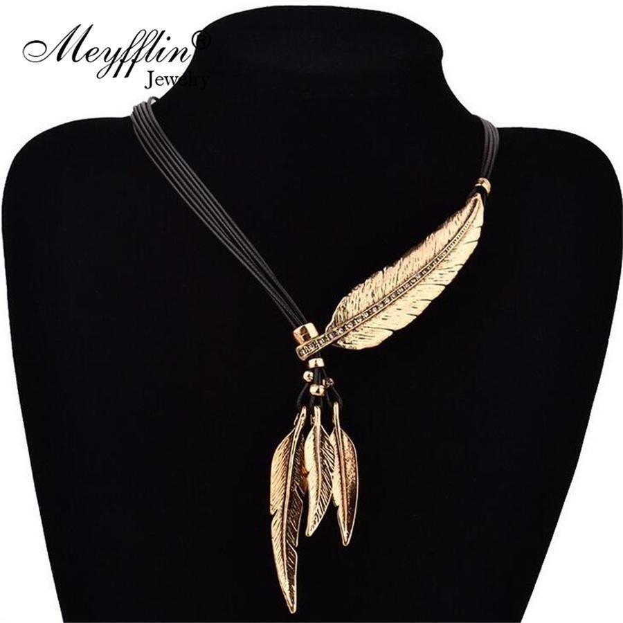 Indian Feather Necklace