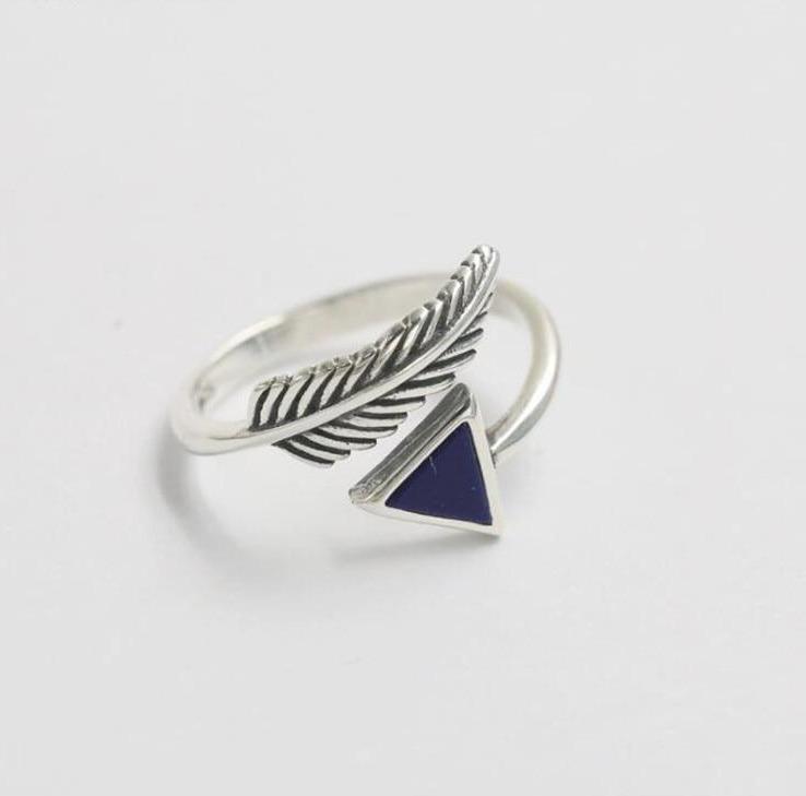 925 Sterling Silver Crystal Triangle Feather Ring